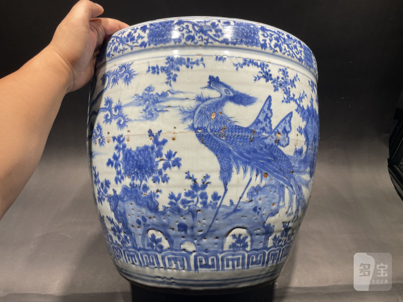 明嘉靖 青花五伦图大缸 - 图2